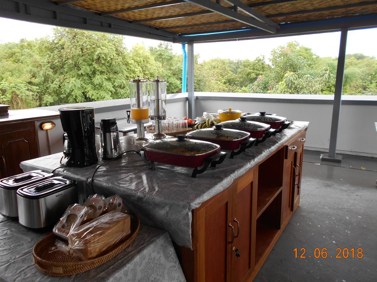 נייאונגו Morning Star Guesthouse מראה חיצוני תמונה