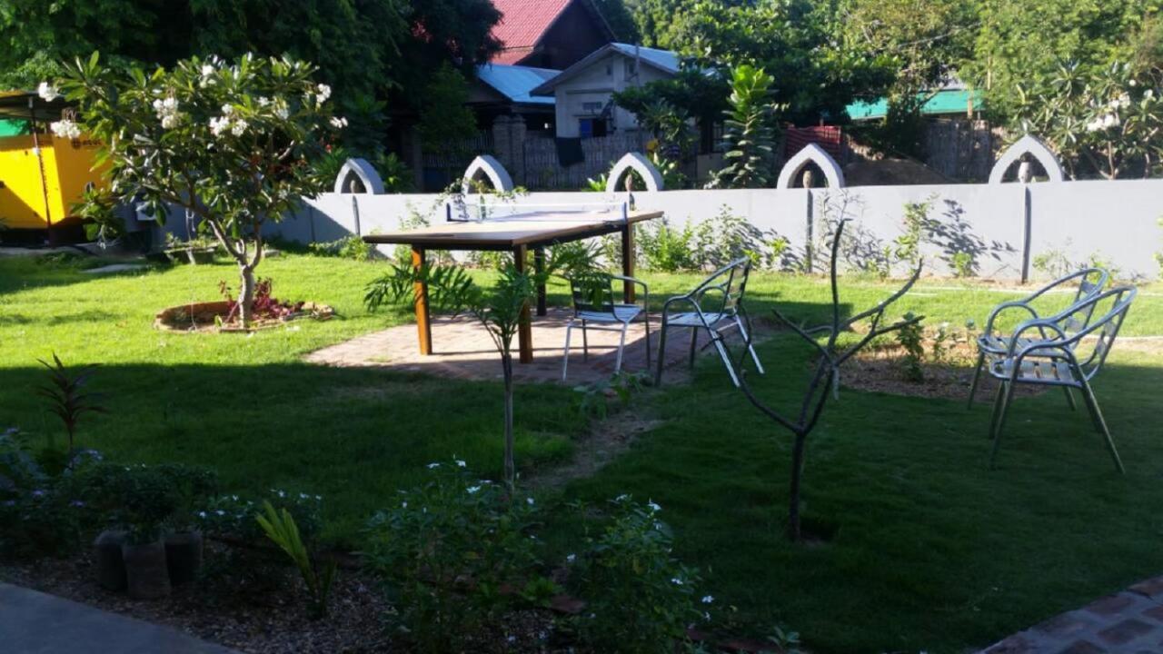 נייאונגו Morning Star Guesthouse מראה חיצוני תמונה