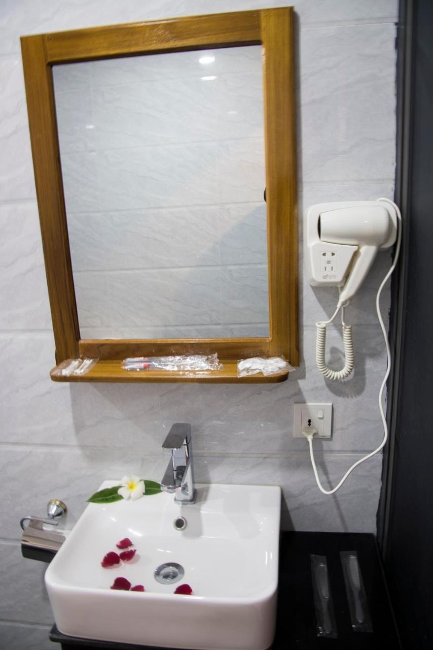 נייאונגו Morning Star Guesthouse מראה חיצוני תמונה